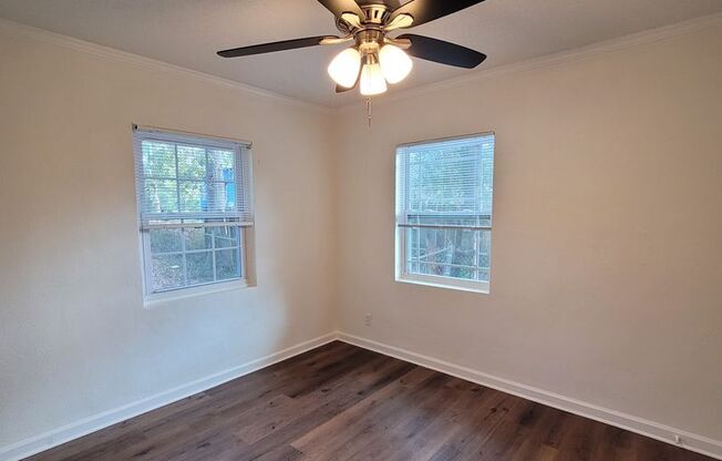 3 beds, 1 bath, $1,195