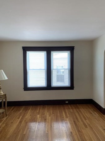 37 GRANT AVE