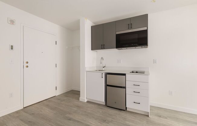 Studio, 1 bath, 251 sqft, $1,084, Unit 402 MFTE