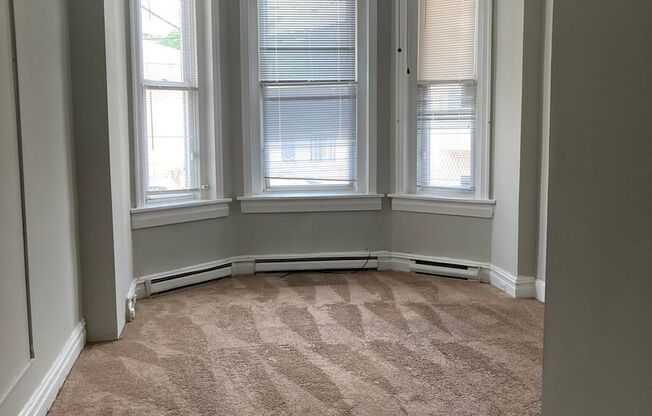 2 beds, 2 baths, 1,000 sqft, $1,599, Unit 50-5