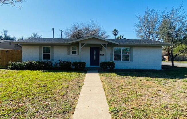 521 Vine Ave