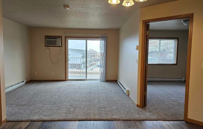 2 beds, 2 baths, 1,014 sqft, $1,415, Unit 1830-214