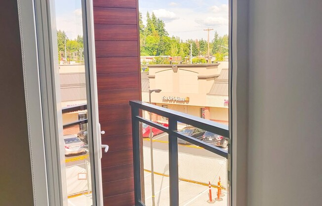 Studio, 1 bath, 460 sqft, $1,695, Unit 307