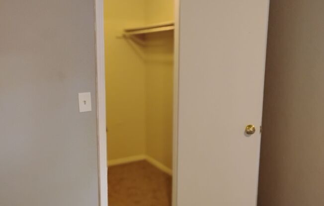 Kentucky Pine Apartments