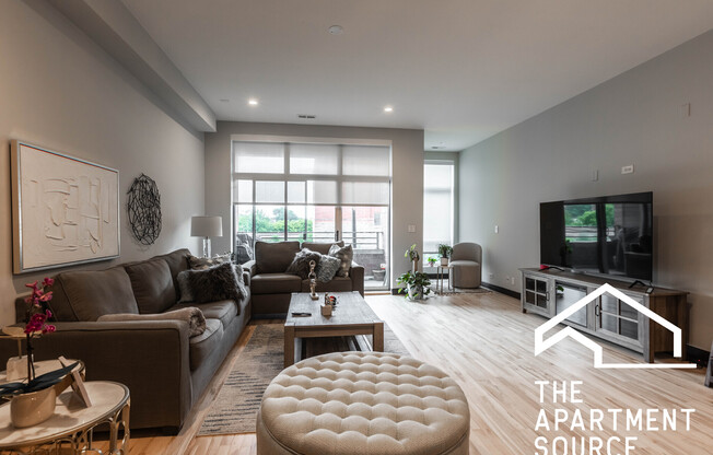 2348 N Lister Ave