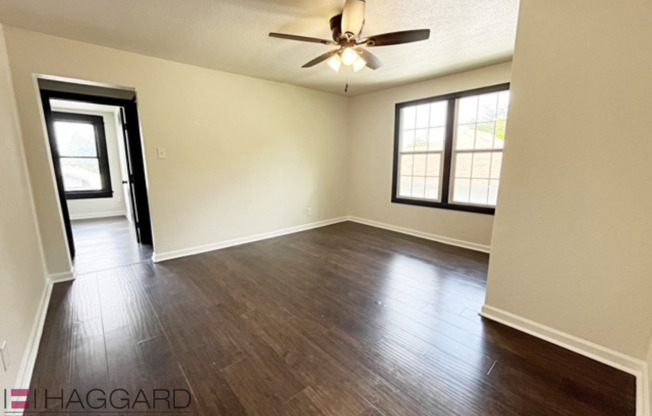 918 W 8th Street