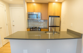 1 bed, 1 bath, $2,650, Unit 0818