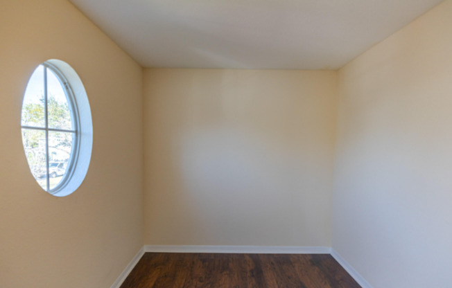 2 beds, 2 baths, $1,550