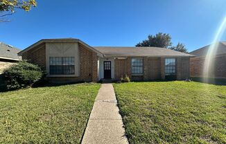 Charming 3-bedroom, 2-bathroom home located in Mesquite