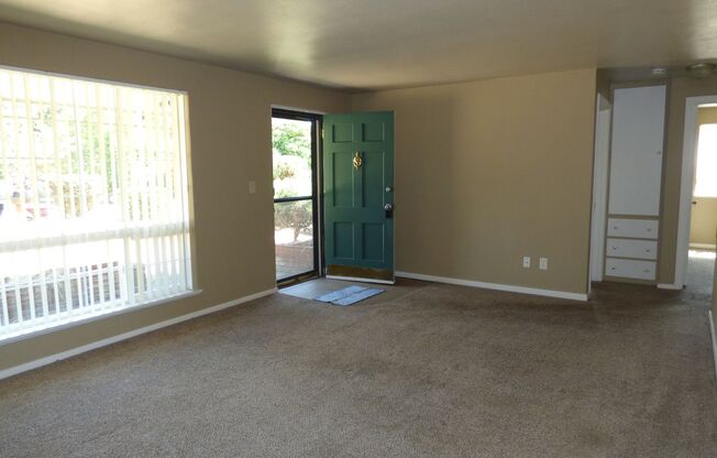 2 bedroom 1 bathroom Home