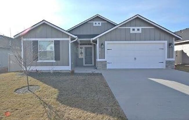 3 Bedroom 2 Bathroom home in South Meridian.