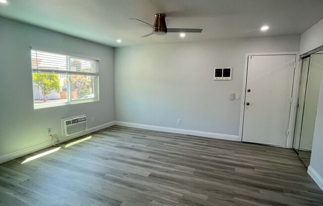 1 bed, 1 bath, 610 sqft, $1,995, Unit A-28