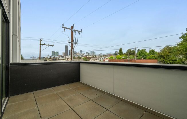 1 bed, 1 bath, 421 sqft, $1,795, Unit 408