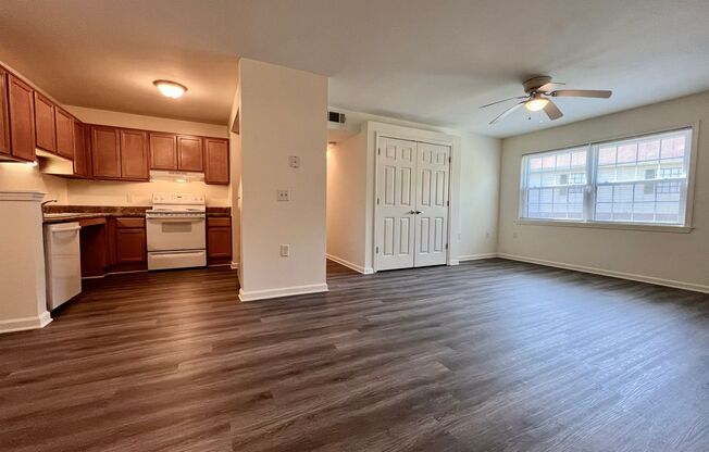 3 beds, 2 baths, 1,025 sqft, $1,075, Unit 102A