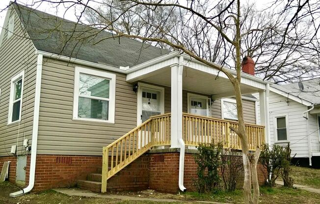1006 Chester St