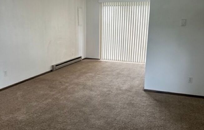 823/825 2nd st