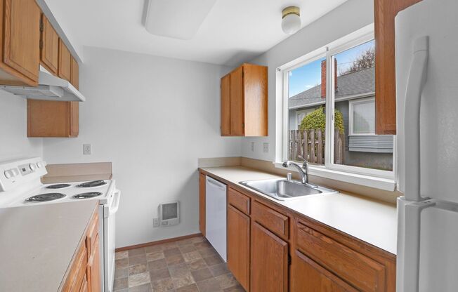 Multi-Family - 910 Se Ireland St