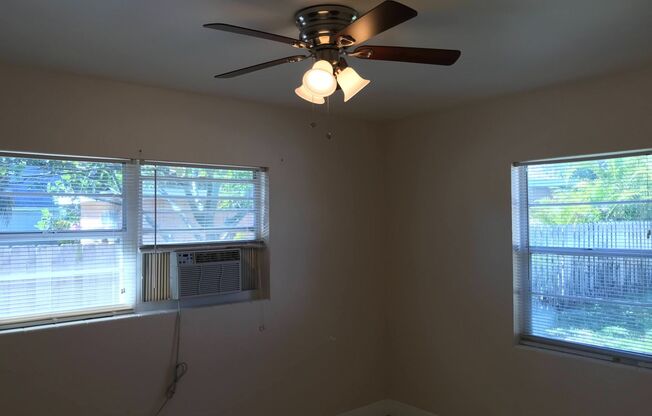 1 bed, 1 bath, 706 sqft, $1,600, Unit 2