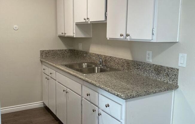 1 bed, 1 bath, $1,950, Unit 36