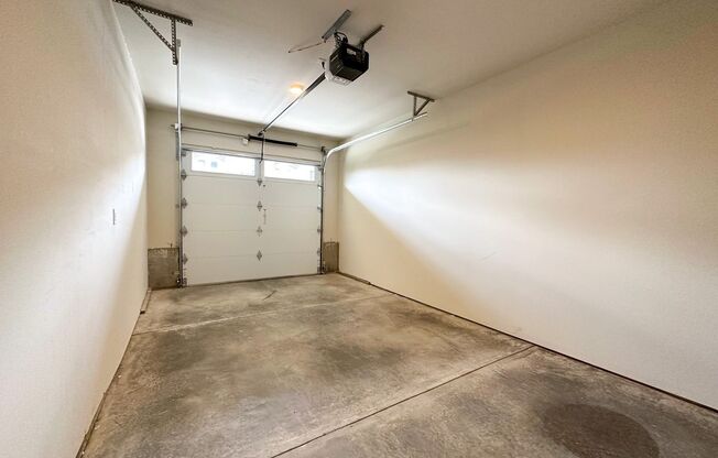 3 beds, 2.5 baths, 1,026 sqft, $2,310, Unit 4616