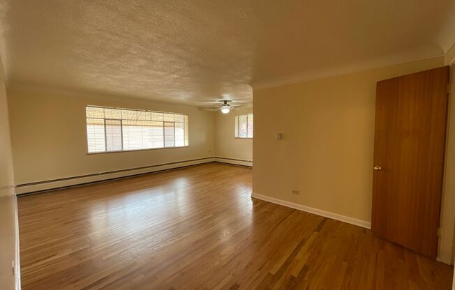 2 beds, 1 bath, 908 sqft, $1,595, Unit 208