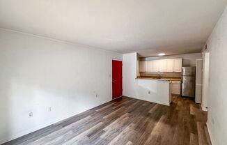 Campus Point E-1 - Pet Friendly!