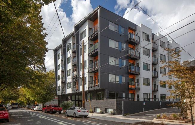 1 bed, 1 bath, 474 sqft, $1,664, Unit 501