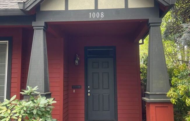 1008 SE BACARRA ST