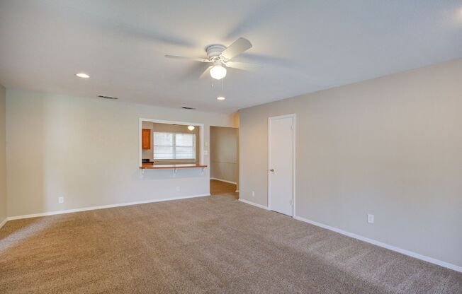 Coming Mid-August! 4 Bd, 2 Ba | N. Arlington