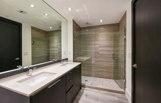 3 beds, 3 baths, $9,495, Unit # 3905