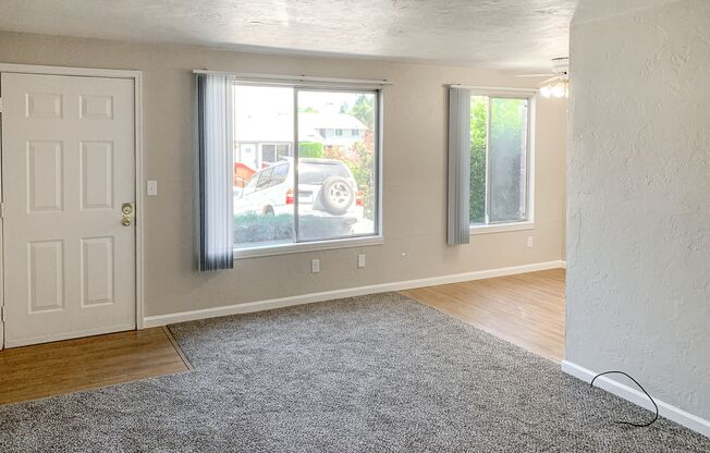 2 beds, 1 bath, 756 sqft, $1,125, Unit 65