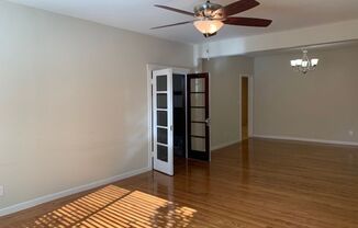 3 beds, 2 baths, $4,475, Unit 12