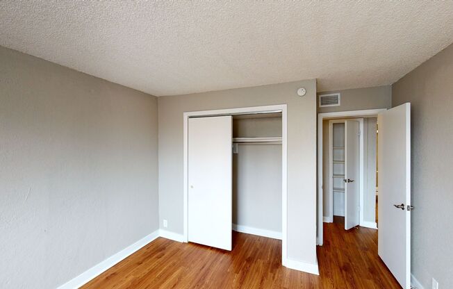 3 beds, 2 baths, 1,172 sqft, $1,675, Unit 1945 Peoria St #209