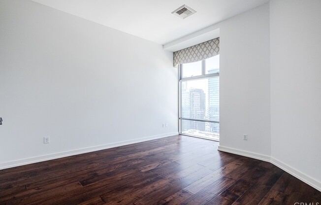 2 beds, 2 baths, 1,320 sqft, $3,850, Unit 1603