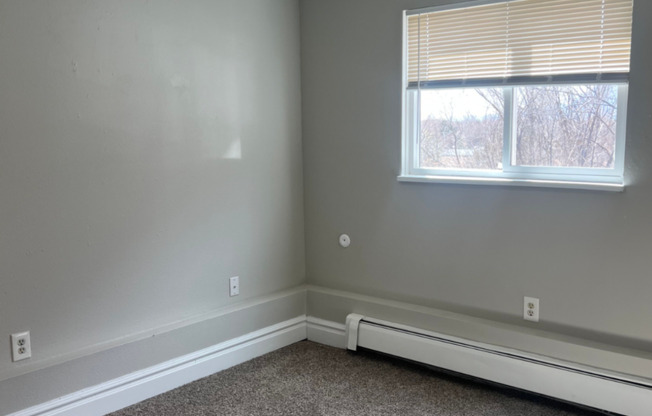 Charming 2 Bedroom Homes with Mountain Views – 1099 Westmoreland Rd