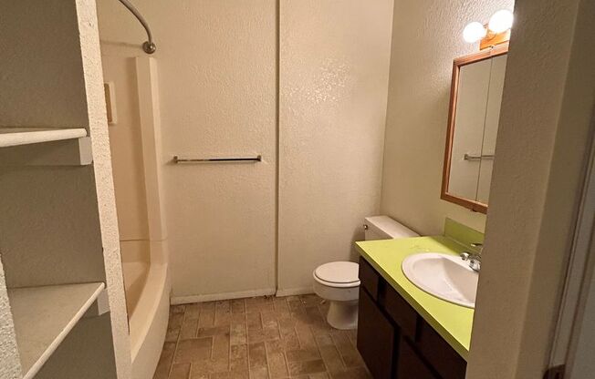 44 6th Street Apartments
