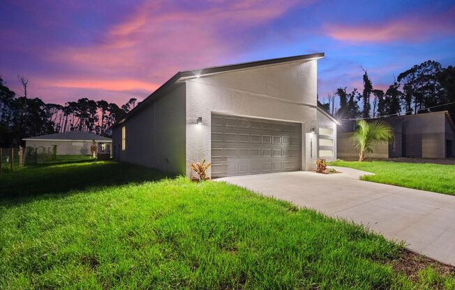 Deposit-Free! Modern, energy efficient home with ALL of the upgrades! North Port, FL