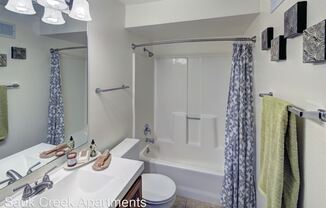 1-21 Sayner Ct./21-33 N. High Point Ct./502-518 N. High Point Rd.