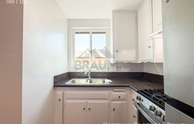 18350 NAPA ST