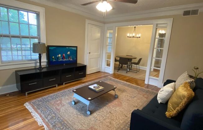 1 bed, 1 bath, 800 sqft, $1,850, Unit 950-01