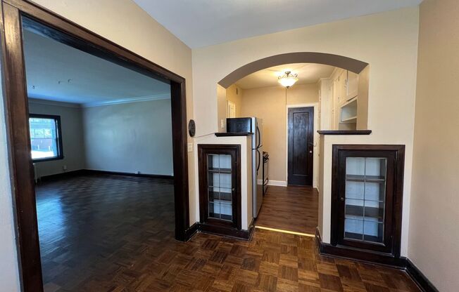 1 bed, 1 bath, 650 sqft, $995, Unit DNS DNR Unit 110 A900