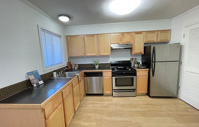 2 beds, 2 baths, 989 sqft, $1,699, Unit PEN-303A