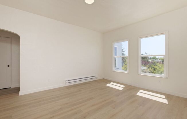 1 bed, 1 bath, 400 sqft, $2,012, Unit 303