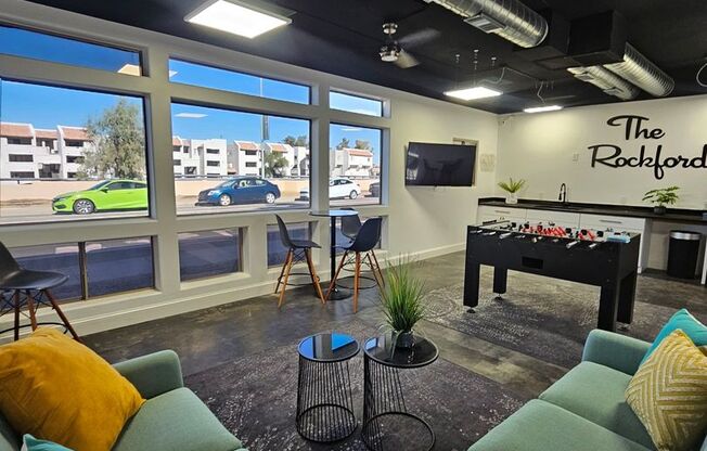 2 beds, 2 baths, 850 sqft, $1,425, Unit 312