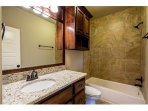 3 beds, 2.5 baths, $2,195