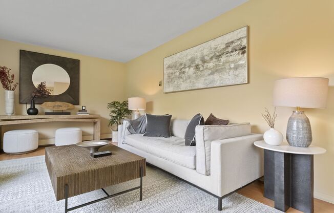 Luxury Style Apartments Tucket in Quiet Residential Neighborhood Minutes from Downtown