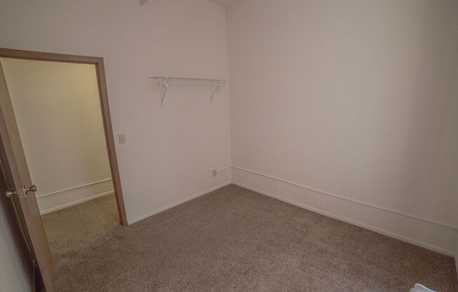 2 beds, 1 bath, 535 sqft, $695, Unit 210