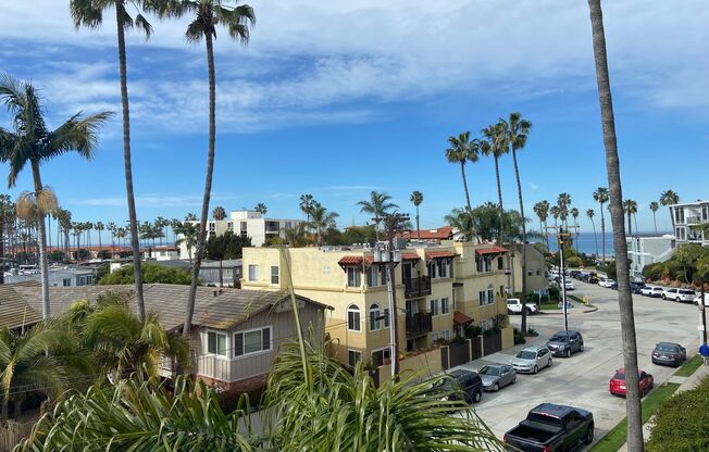 2 Bed, 2 Bath Fully Furnished La Jolla Shores Condo with Ocean View!!