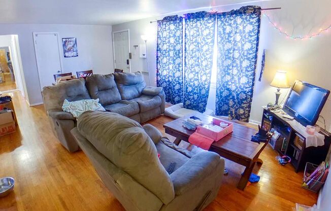 Great Location! 2 Blocks to Campus + Pet-Friendly + Off-Street Parking + Washer & Dryer Included! Available August 5th!