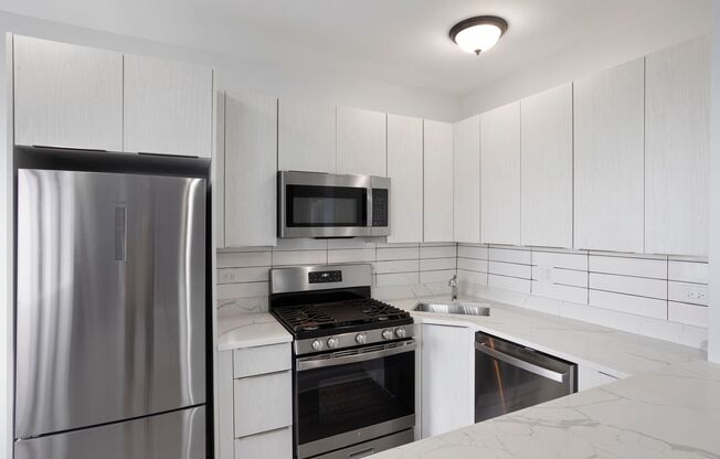 1 bed, 1 bath, 402 sqft, $1,775, Unit 714